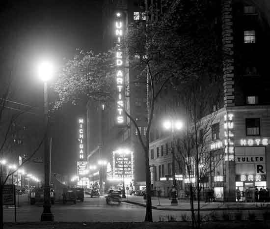United Artists Theatre - OLD PHOTO FROM DETROIT YES